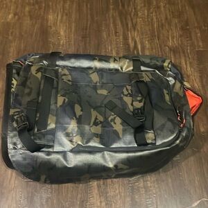 Dakine camping backpack carry on bag camouflage